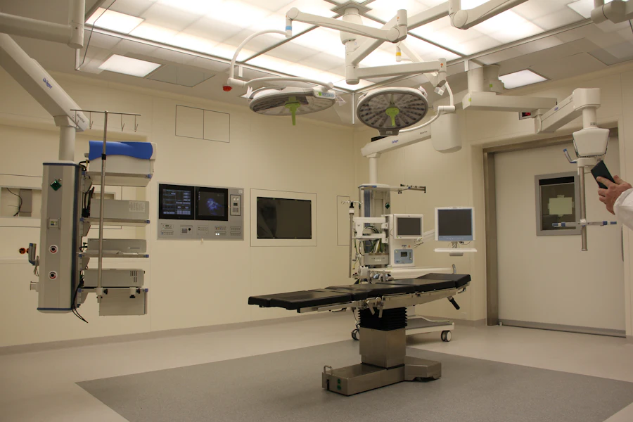 Implant-adjacent controller from a RhythmRx therapeutic programme.